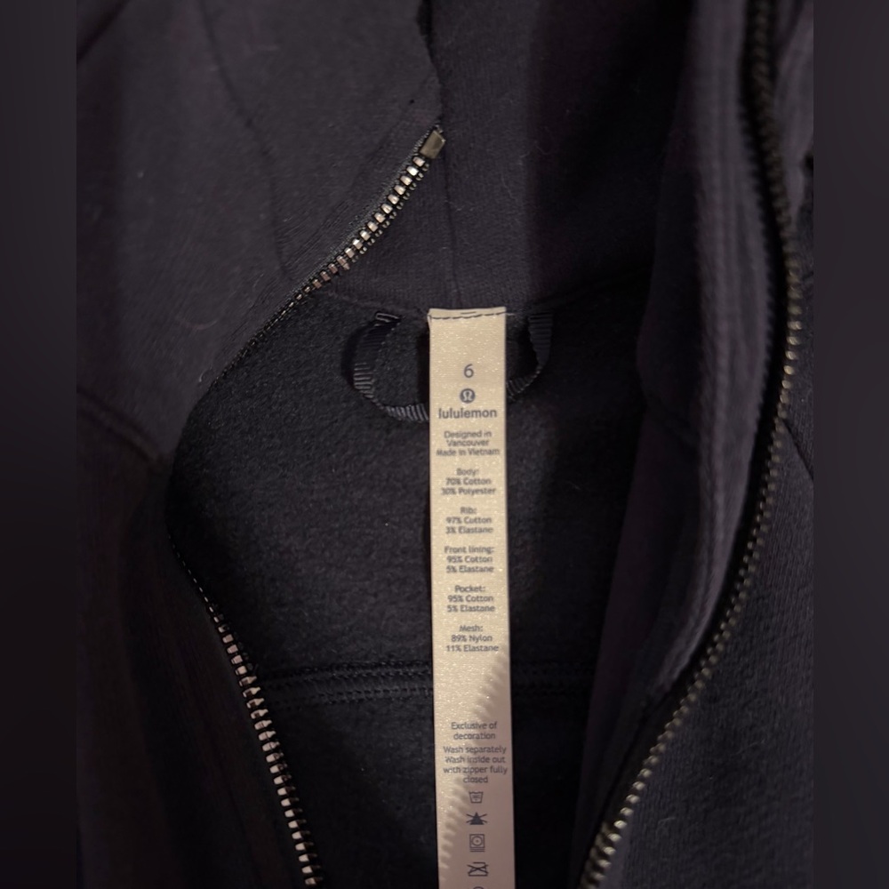 Lululemon | Full Zip Scuba - Picture 5 of 6
